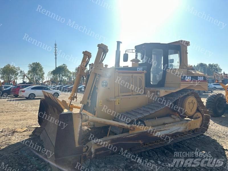 CAT D 8 R Гусеничные бульдозеры