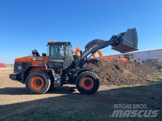 Doosan DL 200 Фронтальные погрузчики