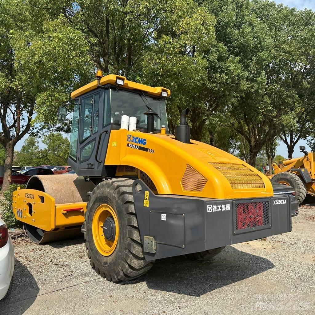 XCMG XS263J Грунтовые катки
