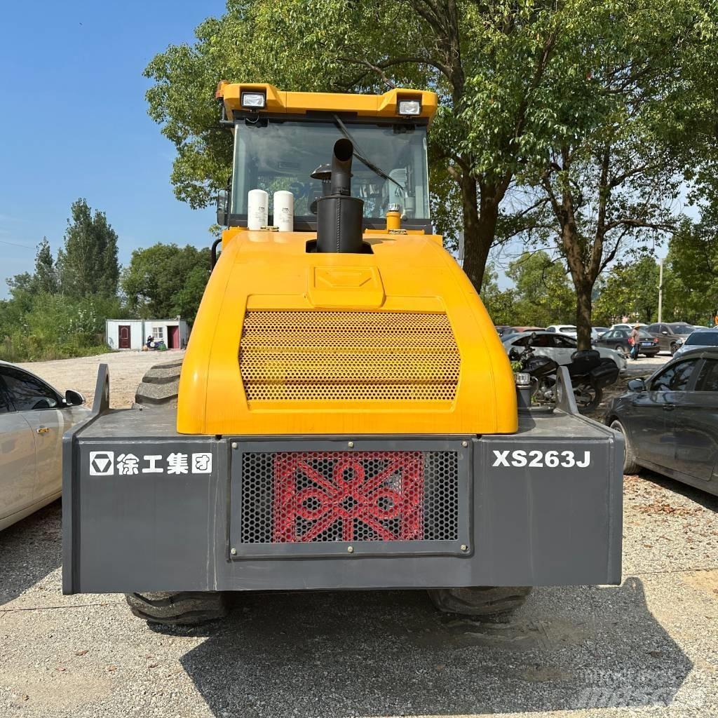 XCMG XS263J Грунтовые катки