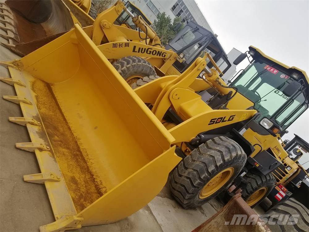 SDLG LG 933 L Фронтальные погрузчики