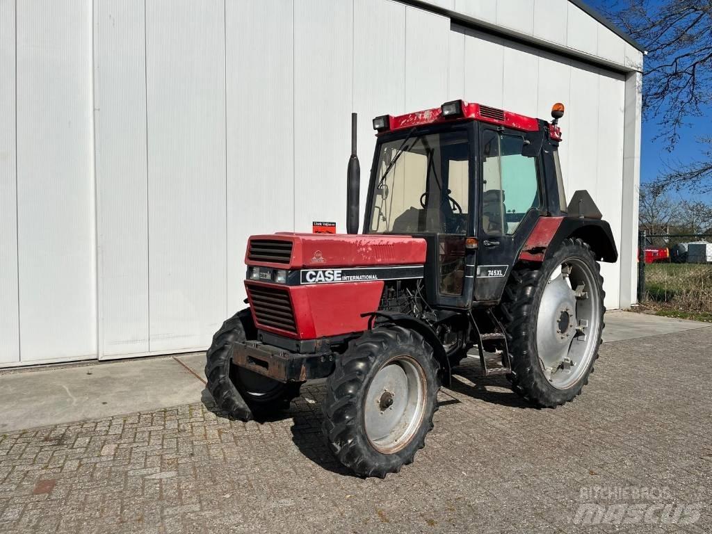 Case IH 745XL Трактора