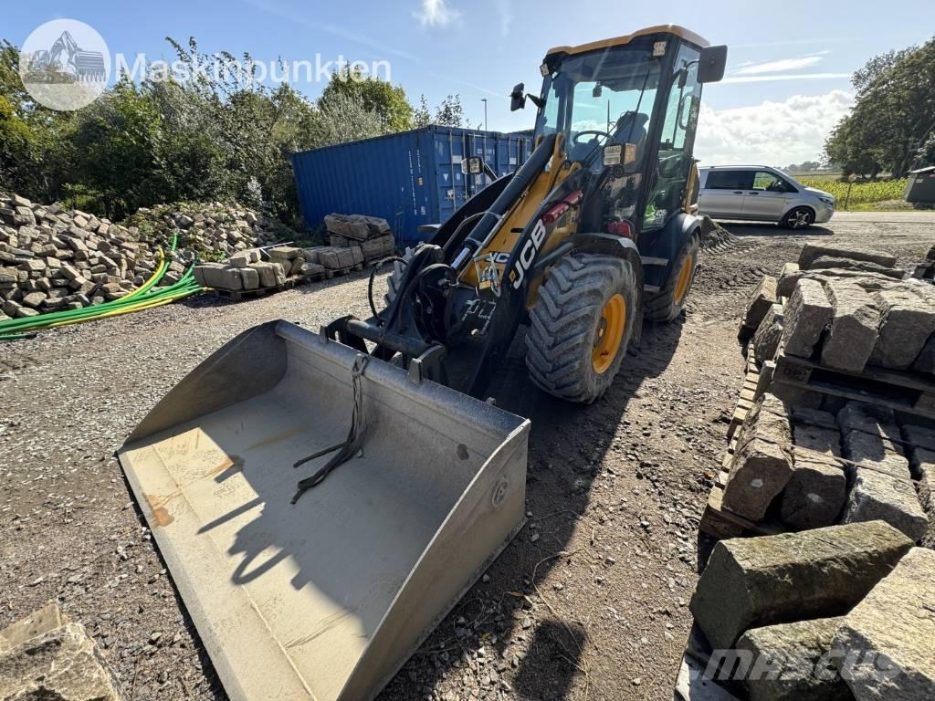 JCB 409 Фронтальные погрузчики