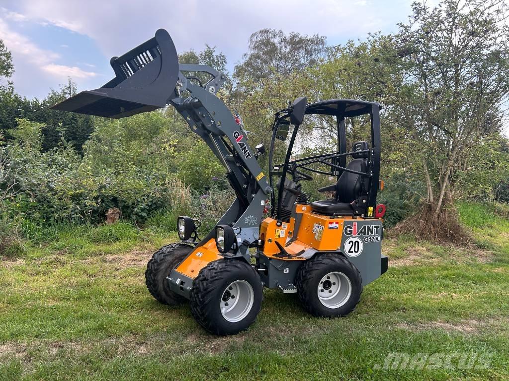 GiANT G 1200 Малые погрузчики