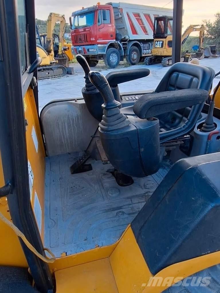 JCB 1CX Экскаваторы-погрузчики