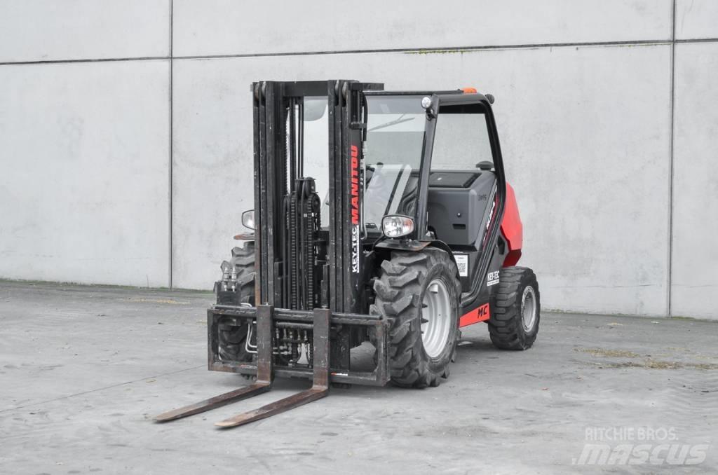 Manitou MC 25-4 D Дизельные погрузчики