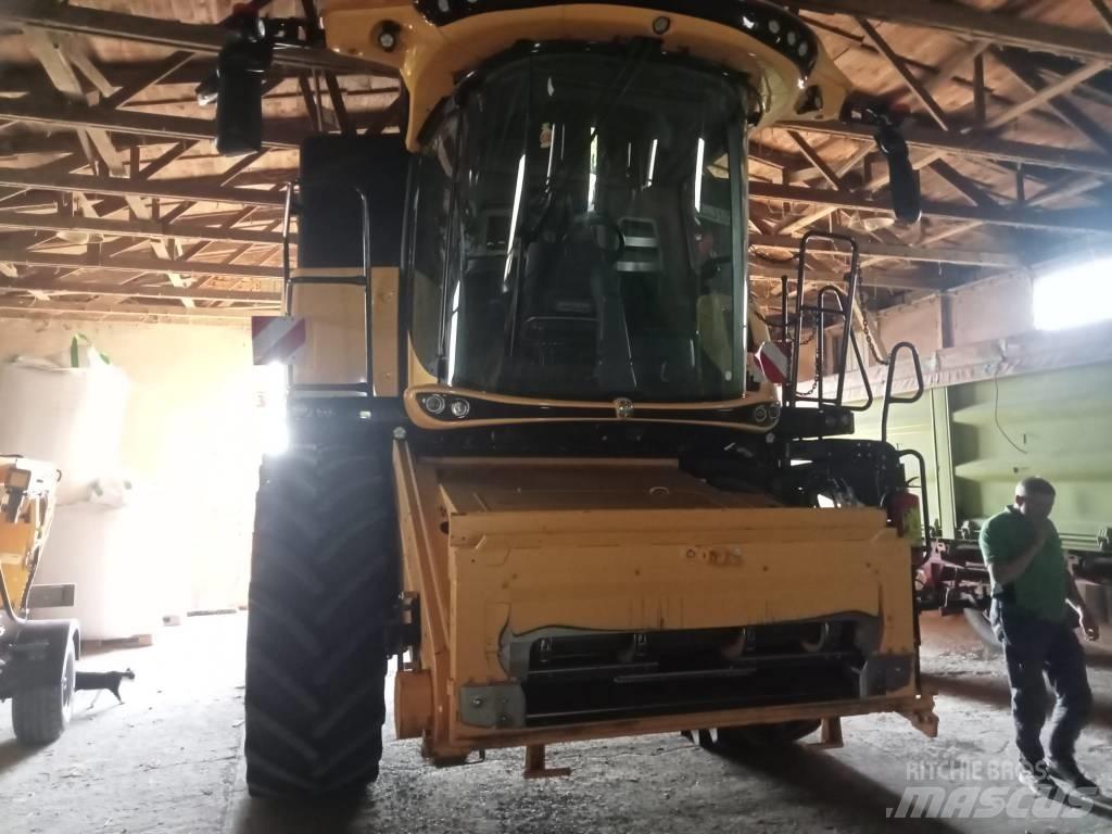 New Holland CX 8.70 Зерноуборочные комбайны