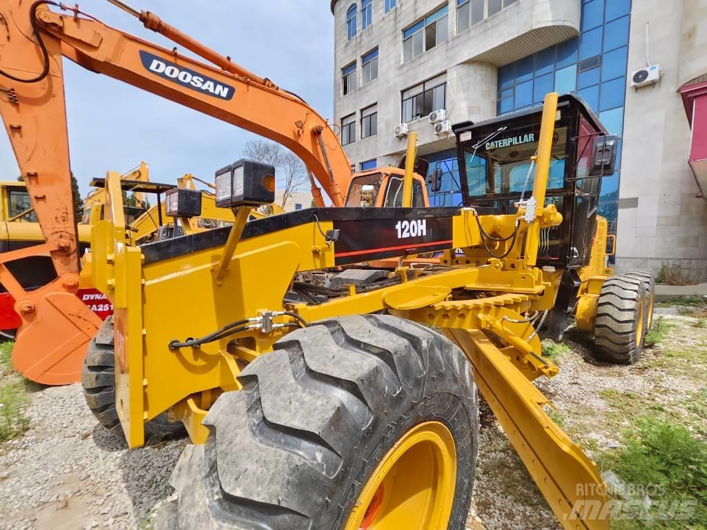 CAT 120 H Грейдеры