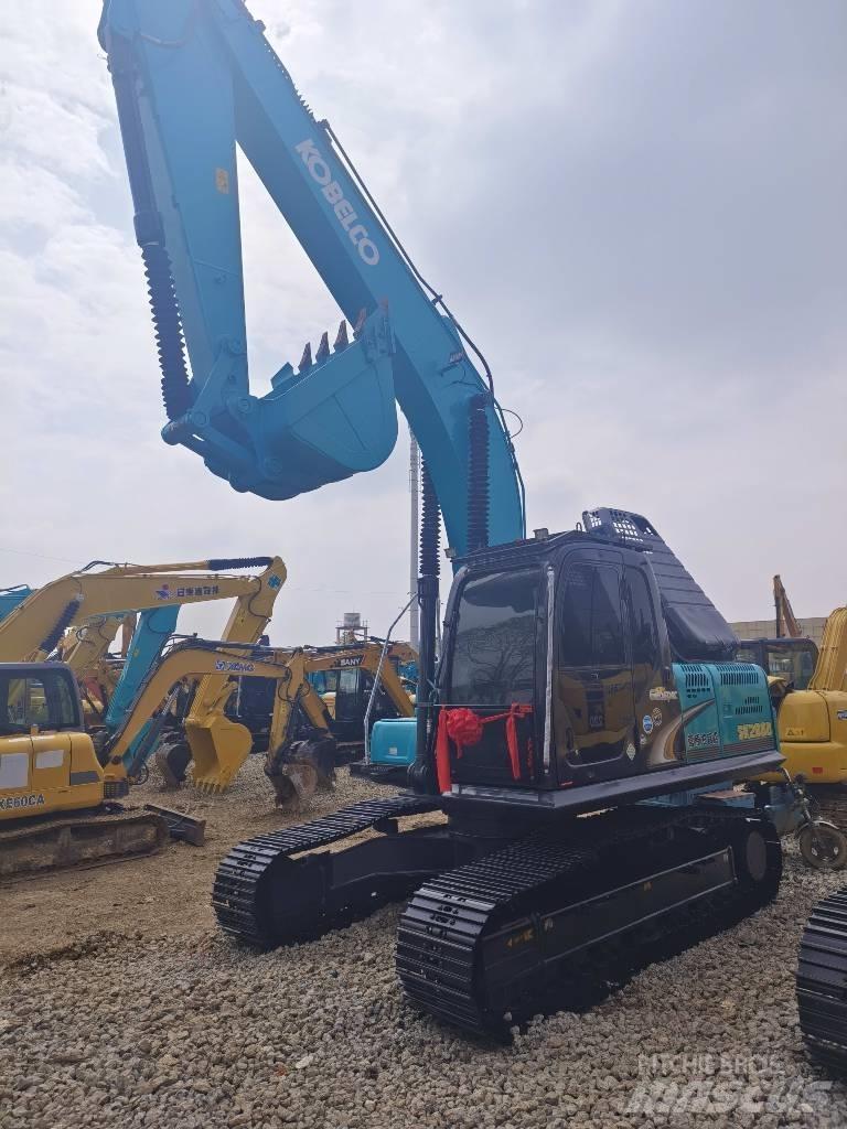Kobelco SK 200 Гусеничные экскаваторы