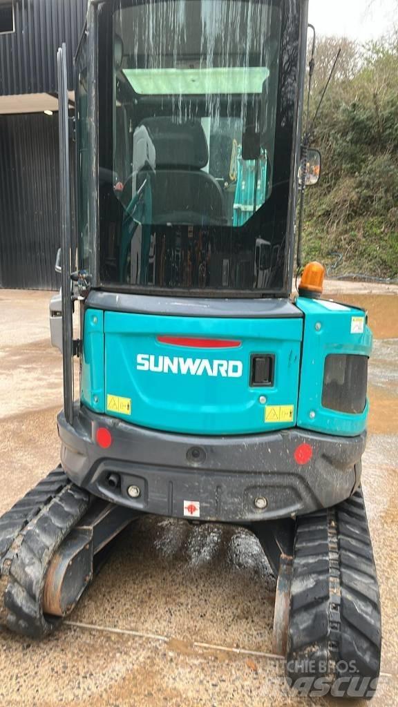 Sunward SWE25UF Мини-экскаваторы