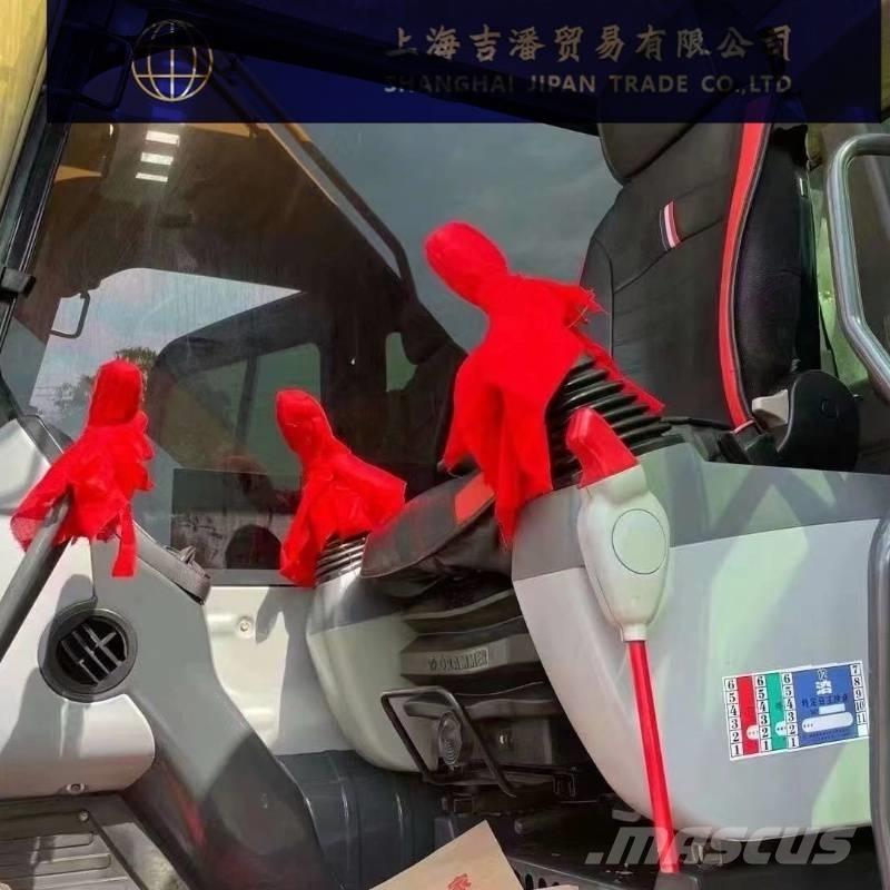 Komatsu PC 220 Гусеничные экскаваторы