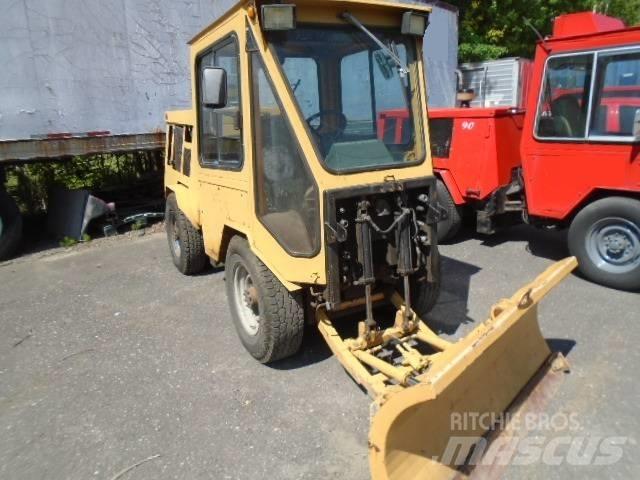 Trackless MT5T Другая техника для уборки снега