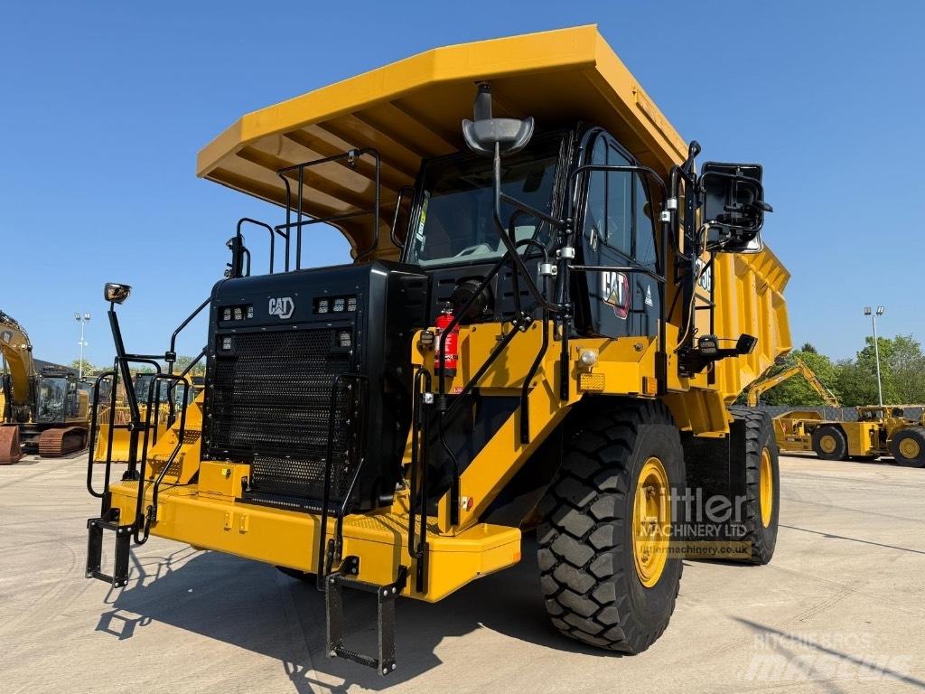 CAT 775 G Карьерные самосвалы