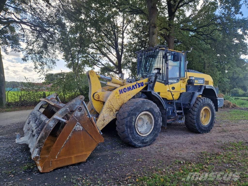 Komatsu WA 320-8 Фронтальные погрузчики