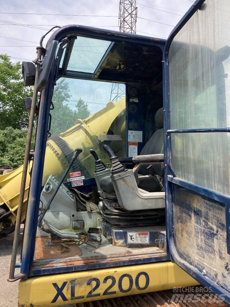 Gradall XL 2200 Гусеничные экскаваторы