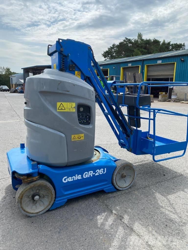 Genie GR 26 J Вертикальные мачтовые подъемники