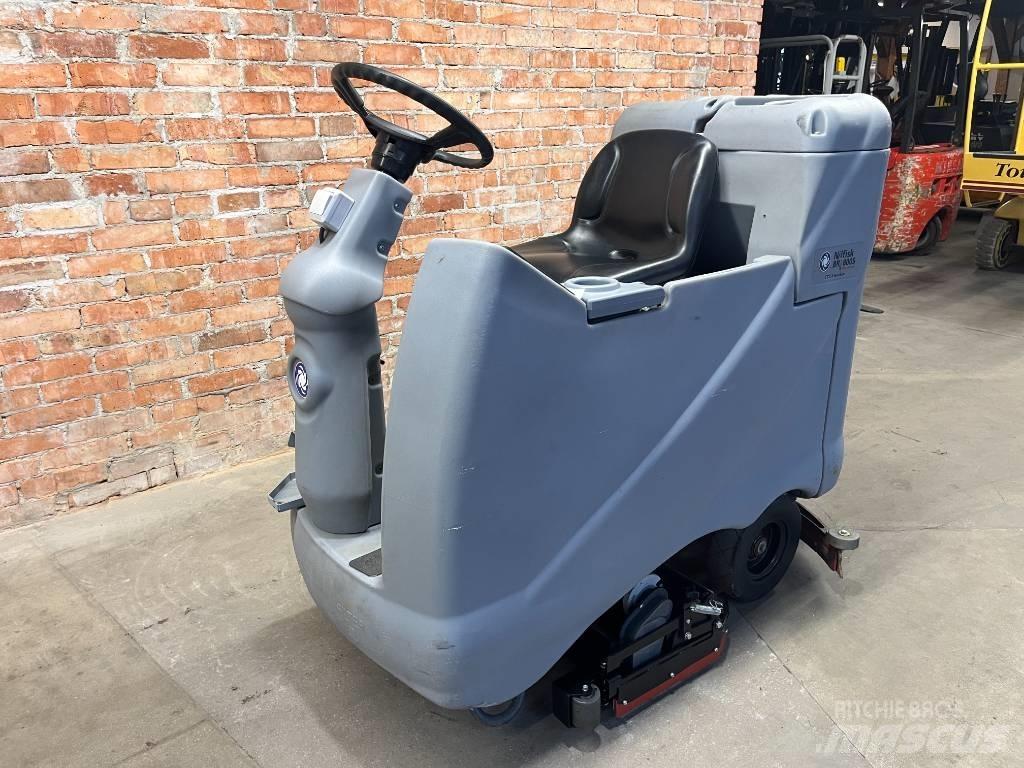 Nilfisk BR 800 S Поломоечные машины