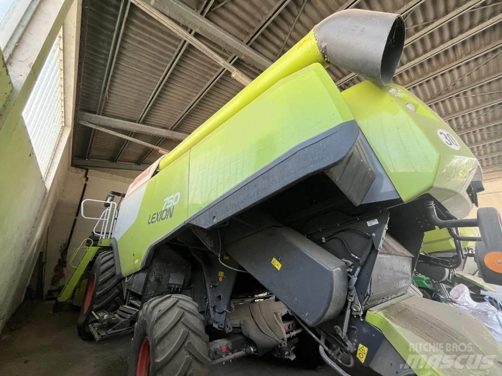 CLAAS Lexion 750 Зерноуборочные комбайны