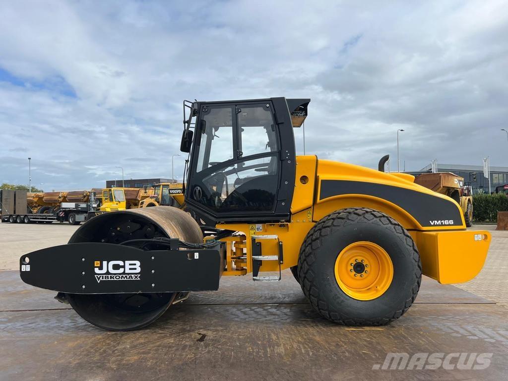 JCB VM166D Грунтовые катки