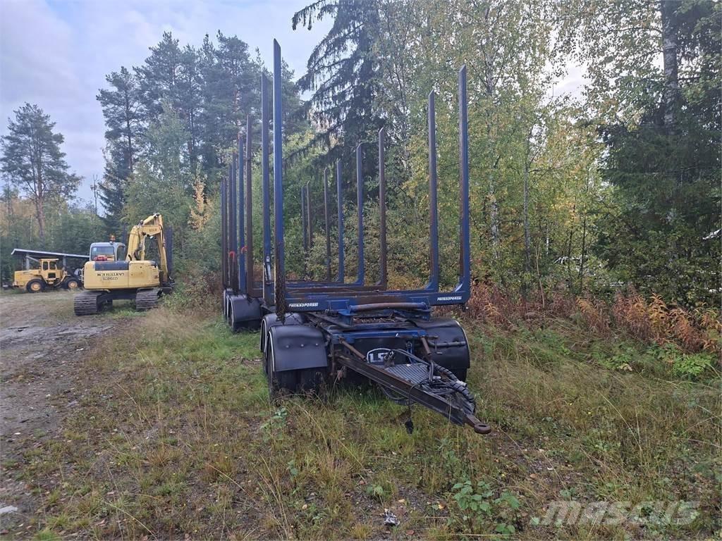 Kome puuperävaunu Прицепы Лесовозы
