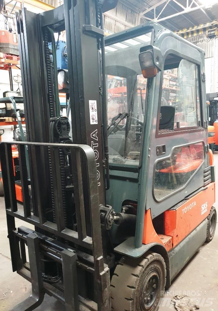 Toyota 7 FBMF 25 Электропогрузчики