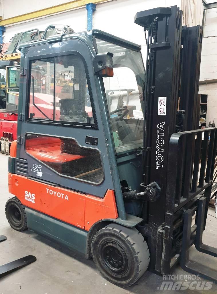 Toyota 7 FBMF 25 Электропогрузчики