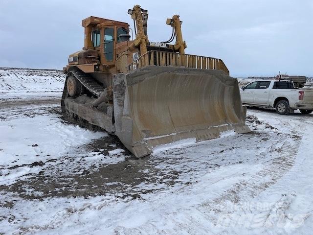CAT D10N Гусеничные бульдозеры