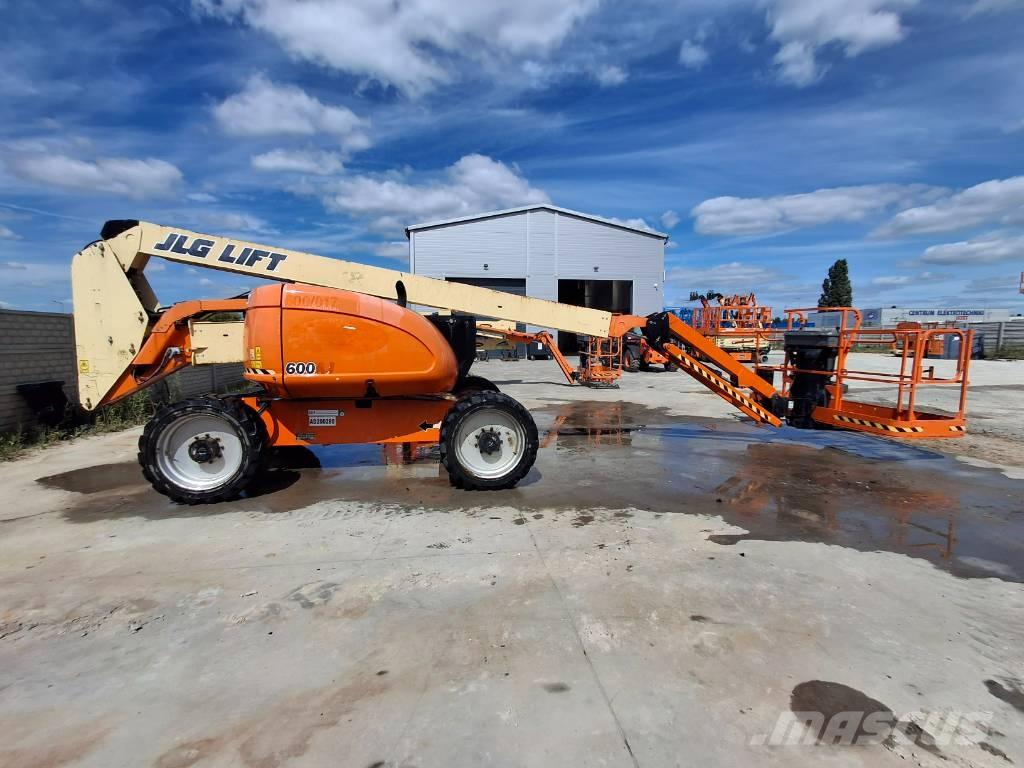 JLG 600AJ Коленчатые подъемники
