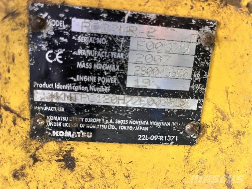 Komatsu PC27MR-2 Колёсные экскаваторы