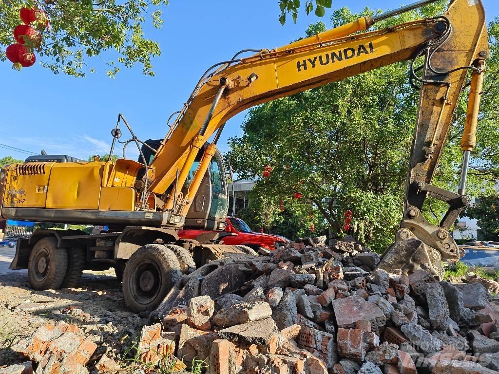 Hyundai Robex 210w-7 Колёсные экскаваторы
