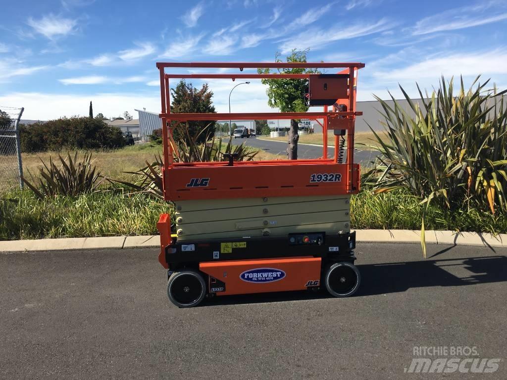 JLG 1932 E Ножничные подъемники