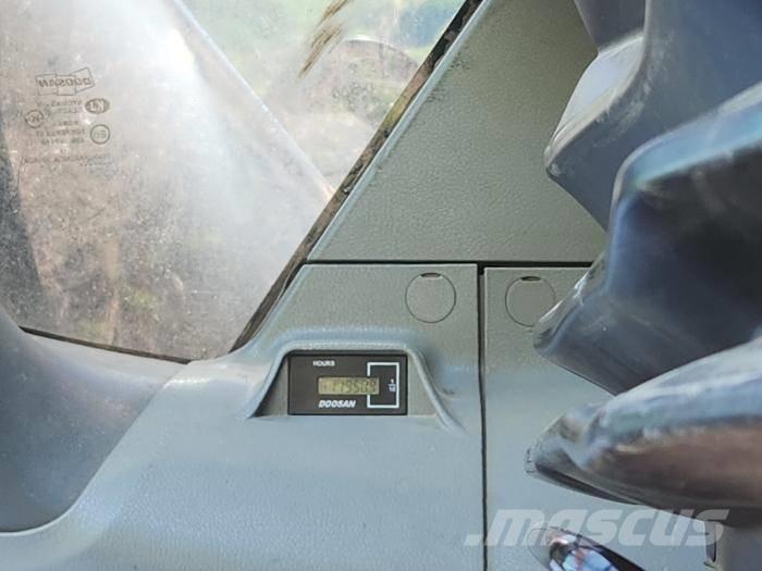 Doosan DX 380 LC-5 Гусеничные экскаваторы