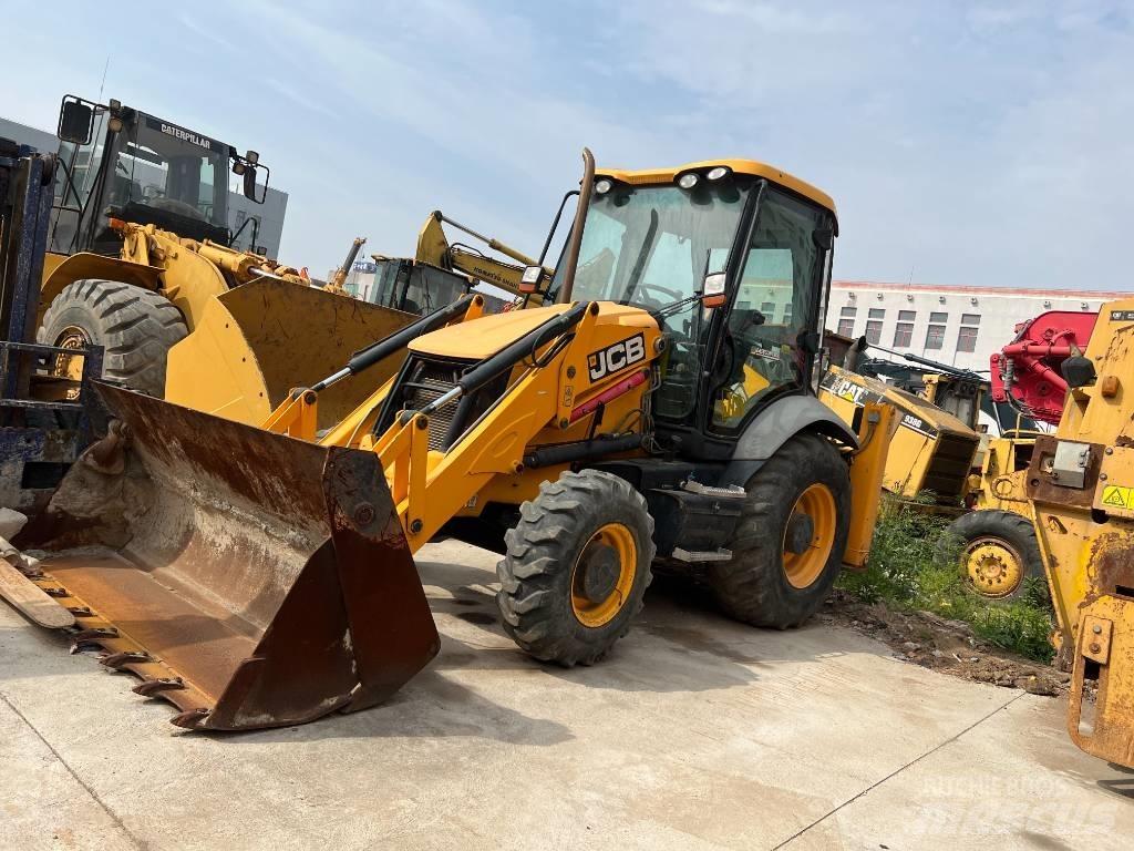 JCB 3CX Экскаваторы-погрузчики