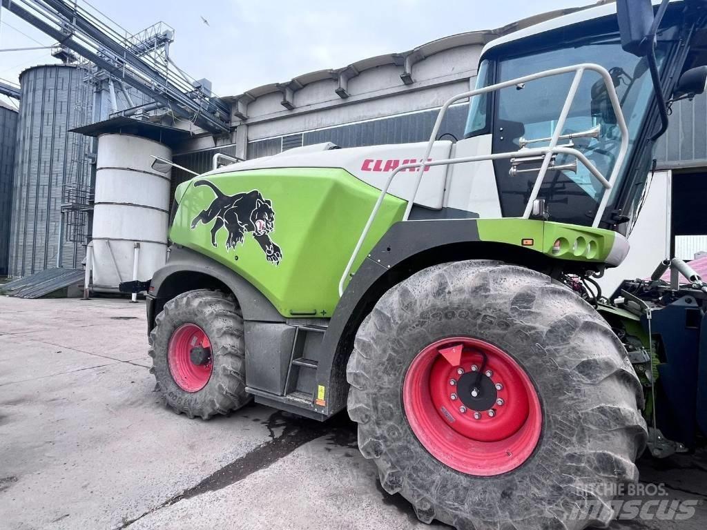 CLAAS Jaguar 980 Самоходные кормоуборочные комбайны