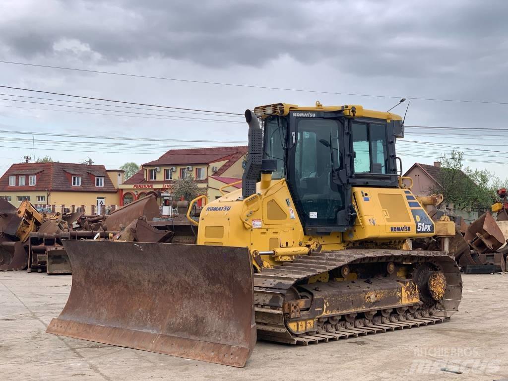 Komatsu D 51 PX-24 Гусеничные бульдозеры