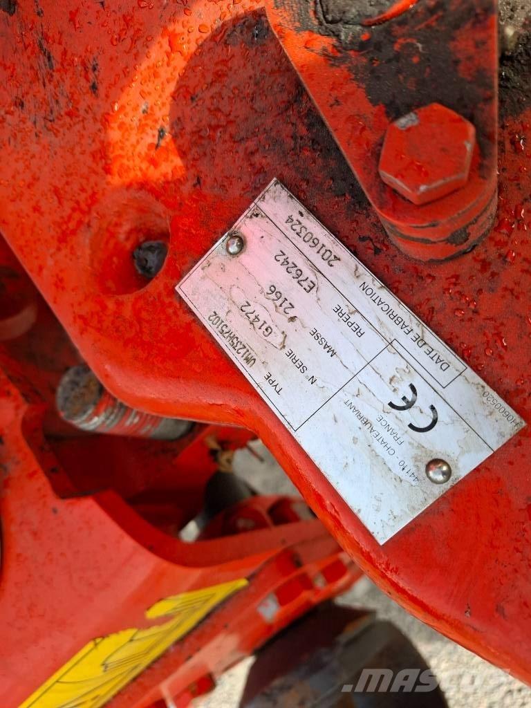 Kuhn Vari-Master 123 Оборотные плуги