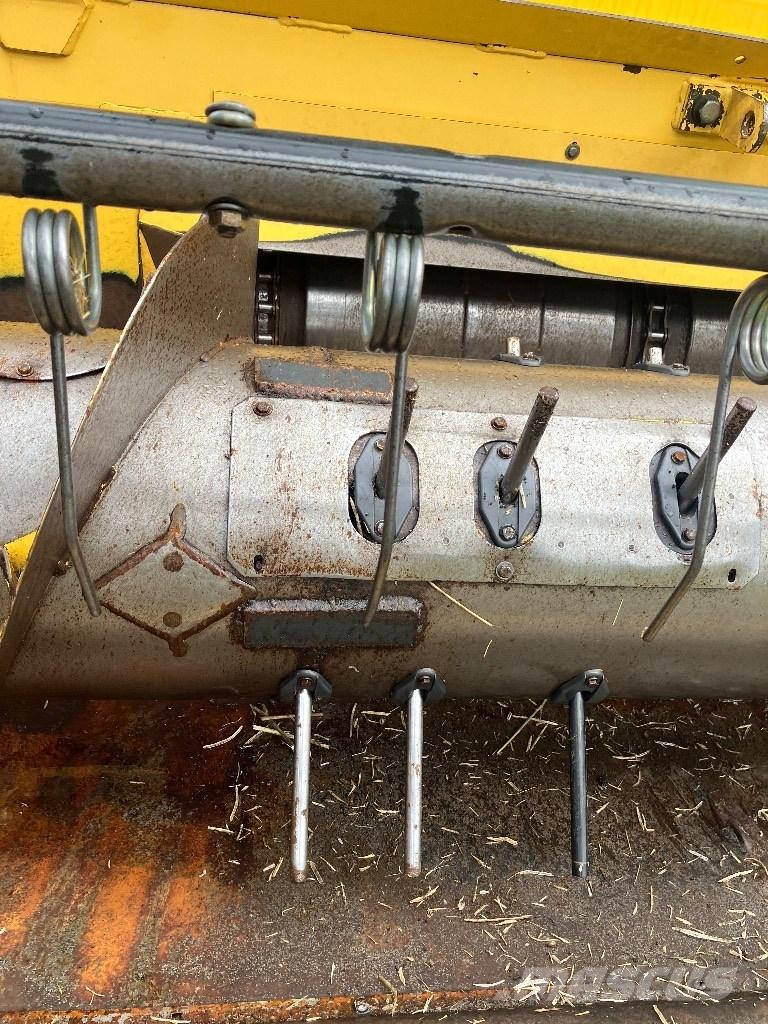 New Holland CR 980 Зерноуборочные комбайны