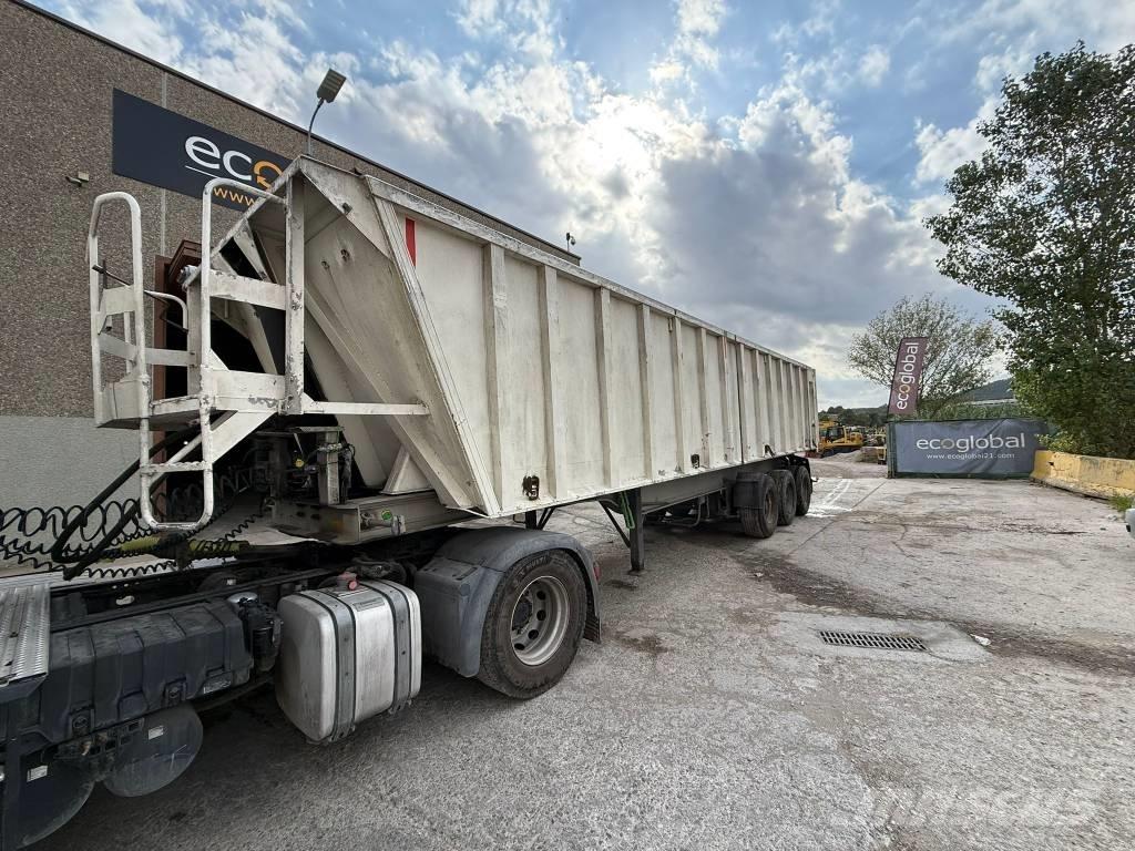 Fruehauf 38M Самосвальные полуприцепы