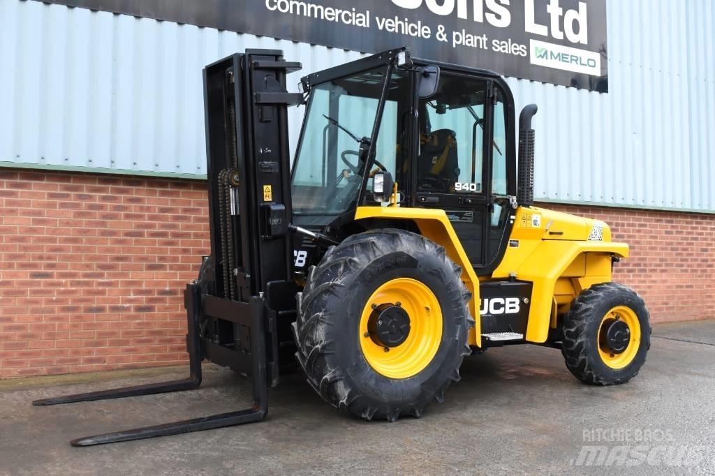 JCB 940 Внедорожные погрузчики