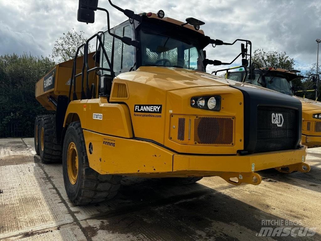 CAT 730 Шарнирно-сочленённые самосвалы