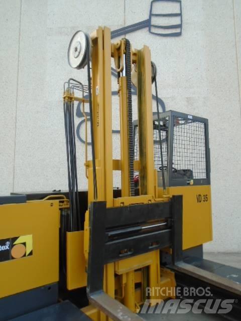 Hubtex VD 35 4-x ходовые ричтраки