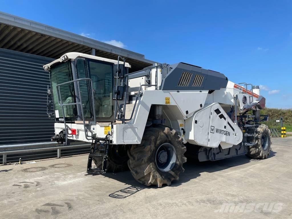 Wirtgen WR 240I Ресайклеры