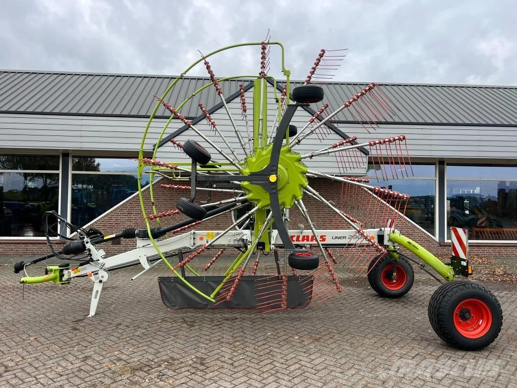 CLAAS Liner 2900 Рядковые косилки