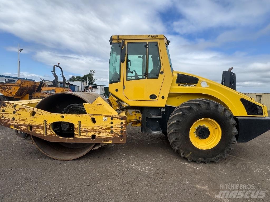Bomag BW 216 D H-4 Грунтовые катки