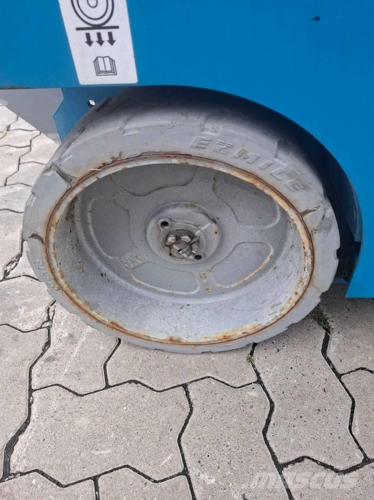 Genie GS 4047 Ножничные подъемники