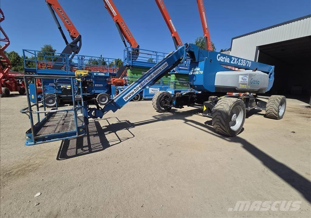 Genie ZX 135/70 Коленчатые подъемники