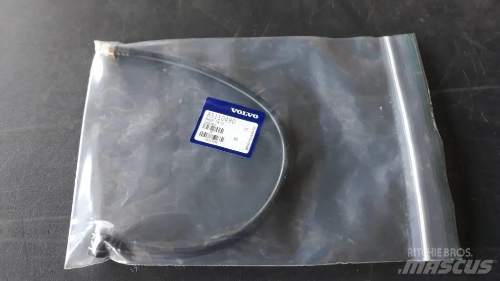 Volvo HOSE 85110490 Кабины