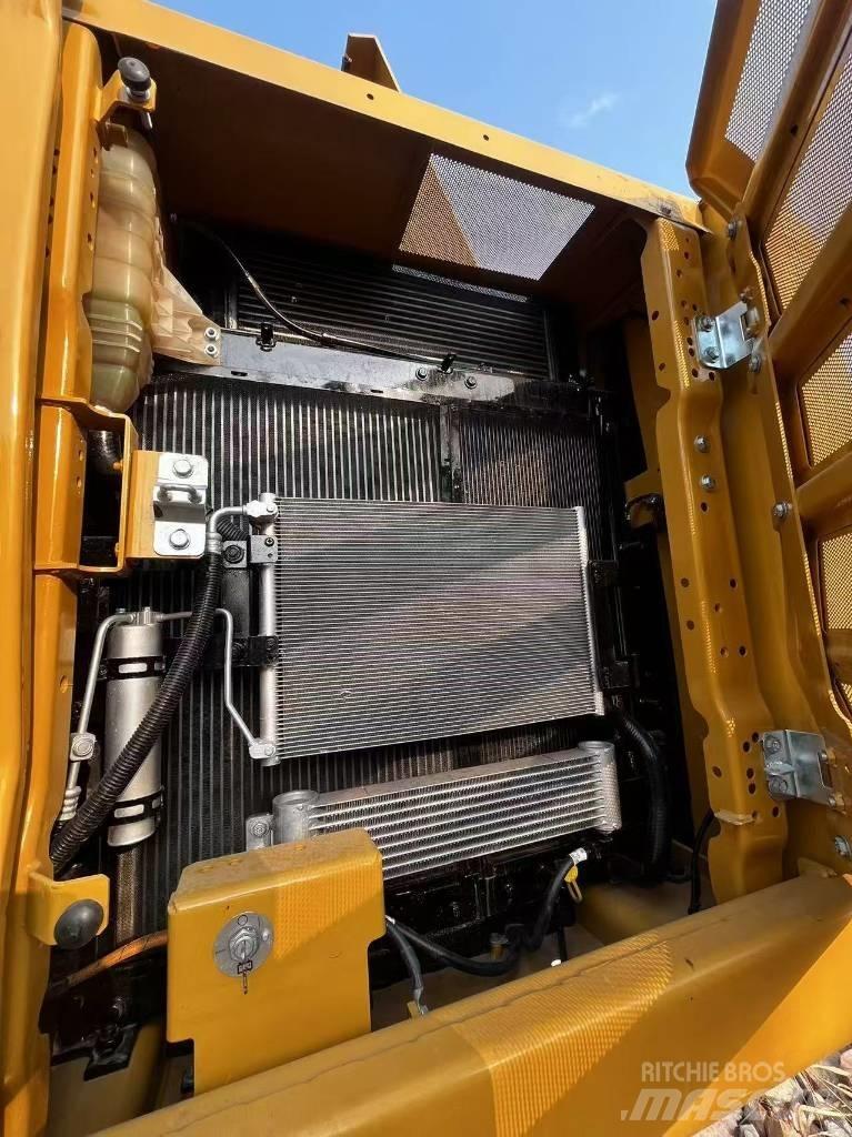 CAT CAT320GC Гусеничные экскаваторы