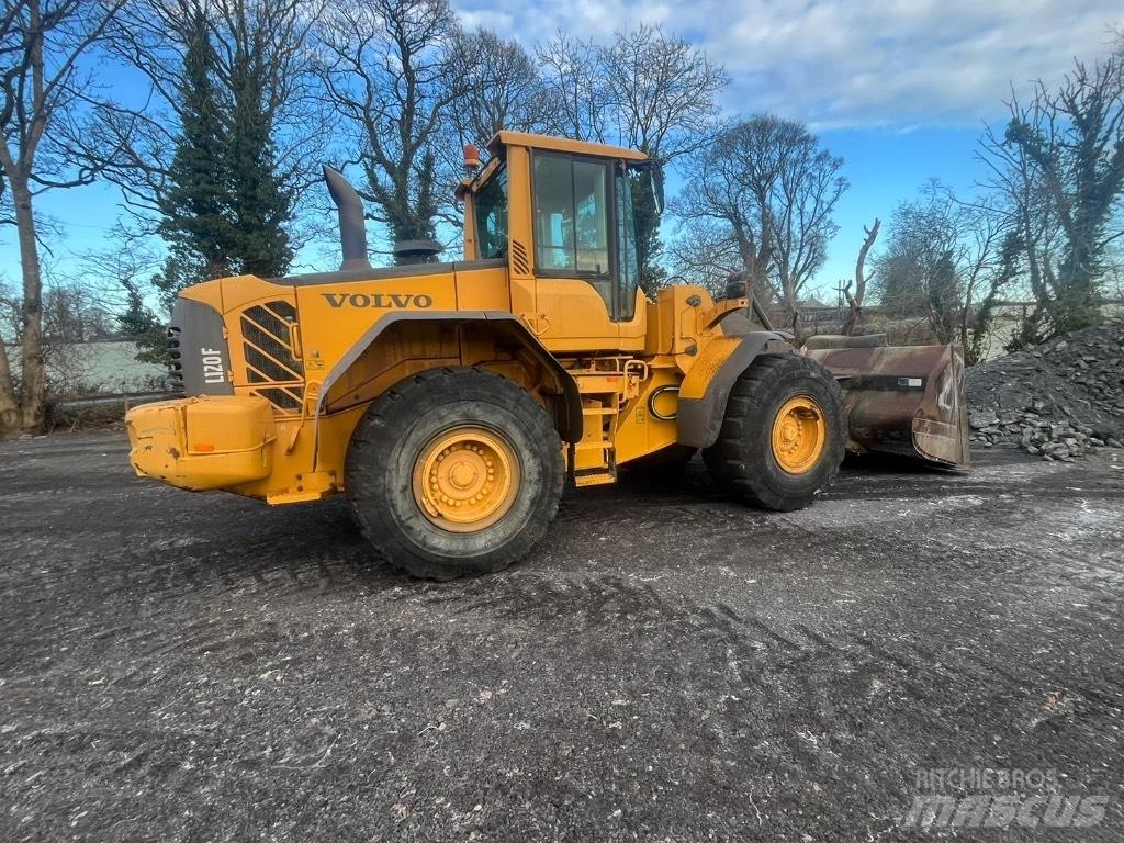 Volvo L 120 F Фронтальные погрузчики