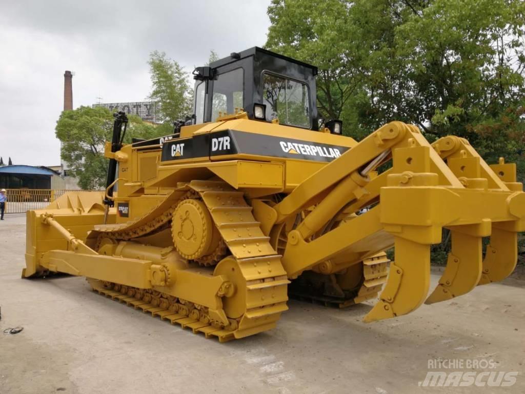 CAT D 7 R Гусеничные бульдозеры